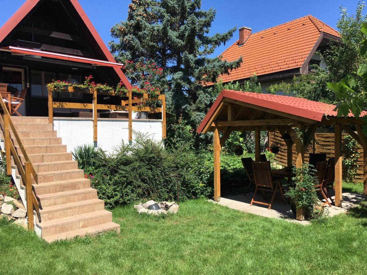 Wooden Apartman Premium Jacuzzival Alsóörs Zewnętrze zdjęcie