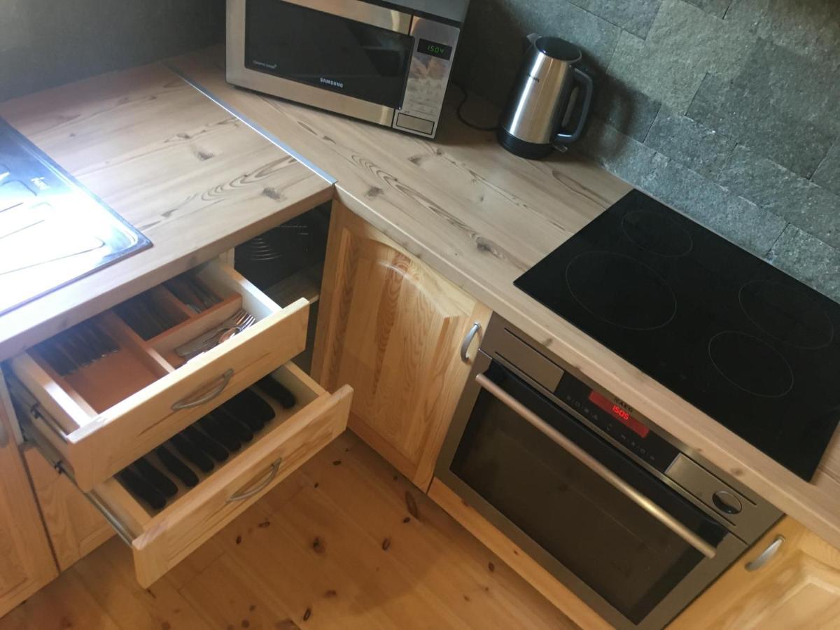 Wooden Apartman Premium Jacuzzival Alsóörs Zewnętrze zdjęcie