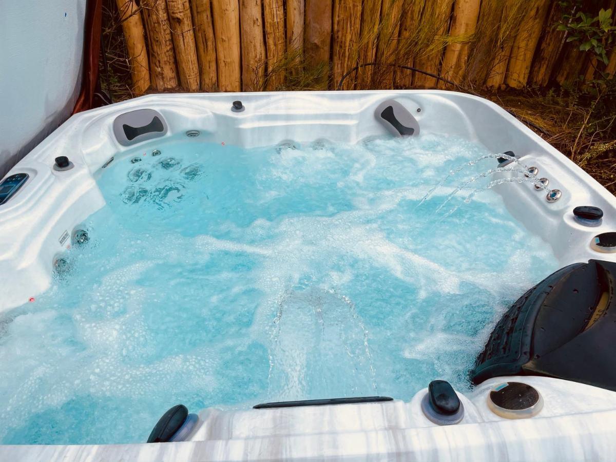 Wooden Apartman Premium Jacuzzival Alsóörs Zewnętrze zdjęcie