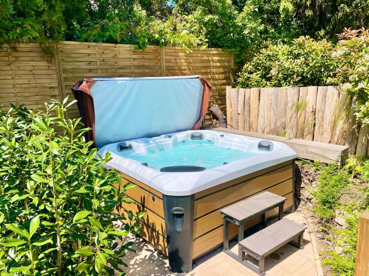 Wooden Apartman Premium Jacuzzival Alsóörs Zewnętrze zdjęcie